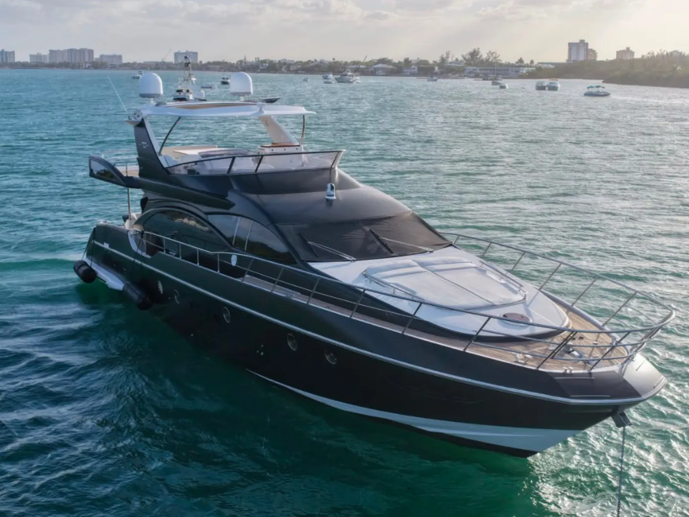 Azimut 70ft Yacht Charter Miami