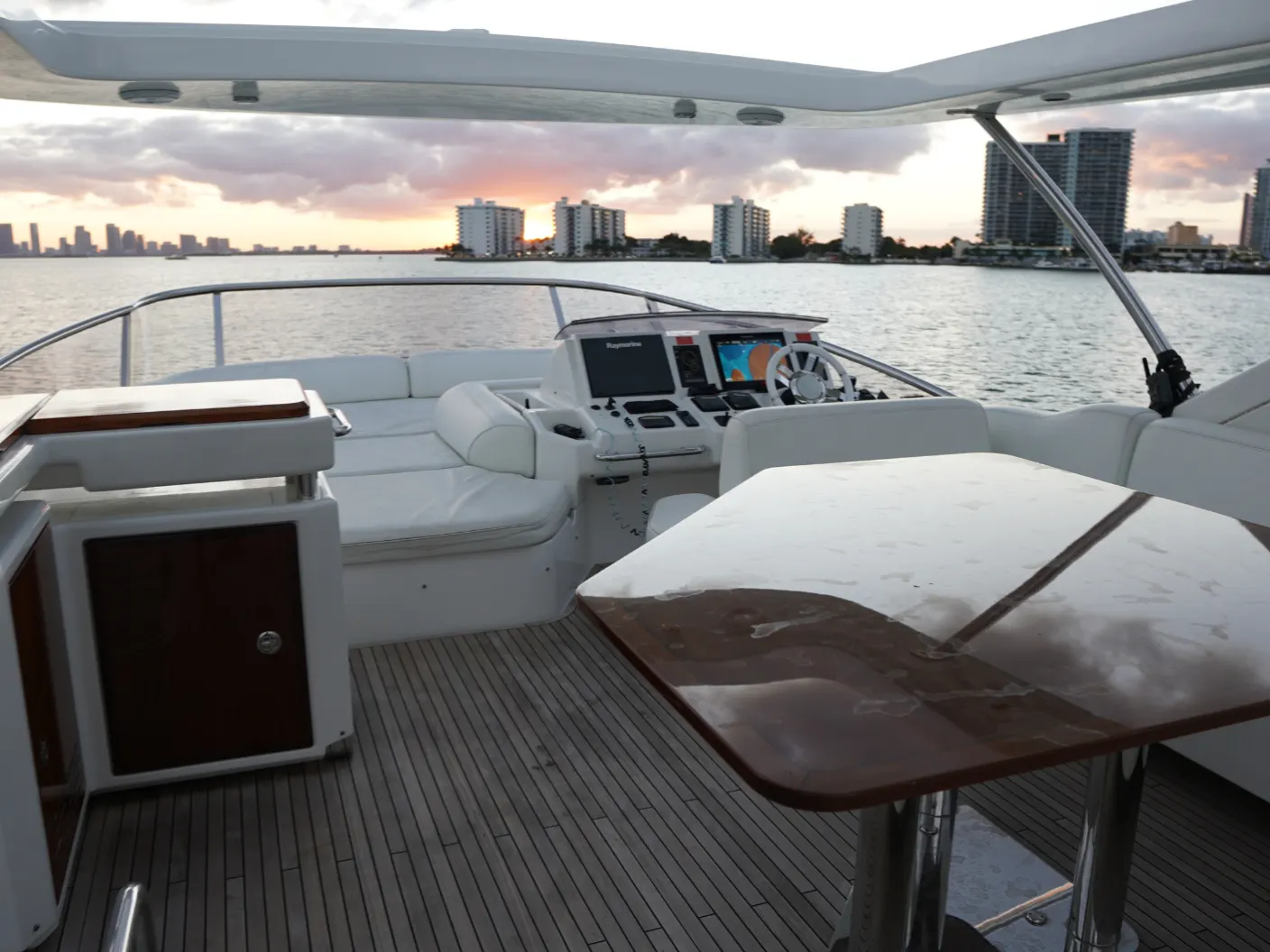 Azimut 70 FT - Photo 6