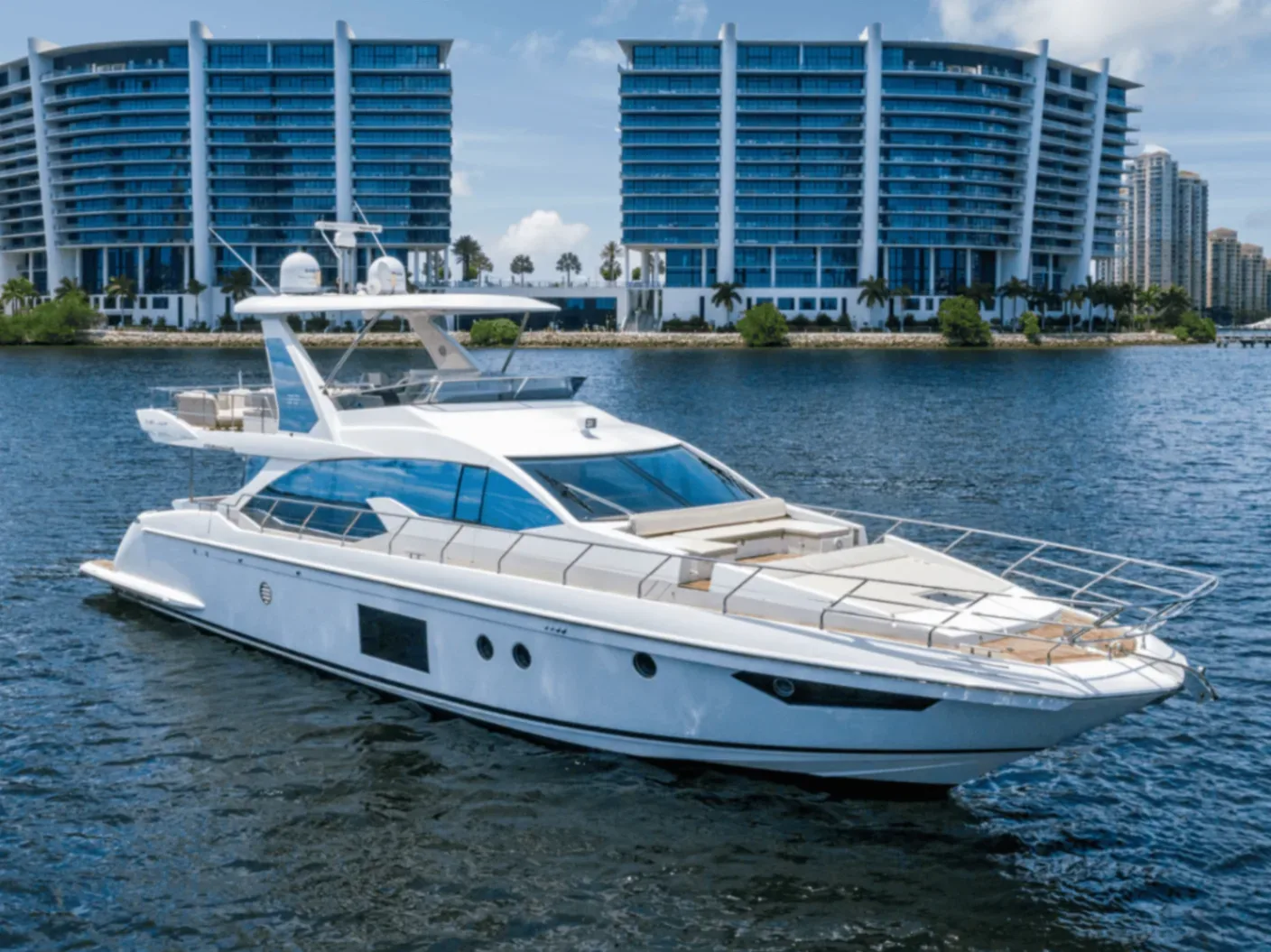 Azimut Fly 68ft