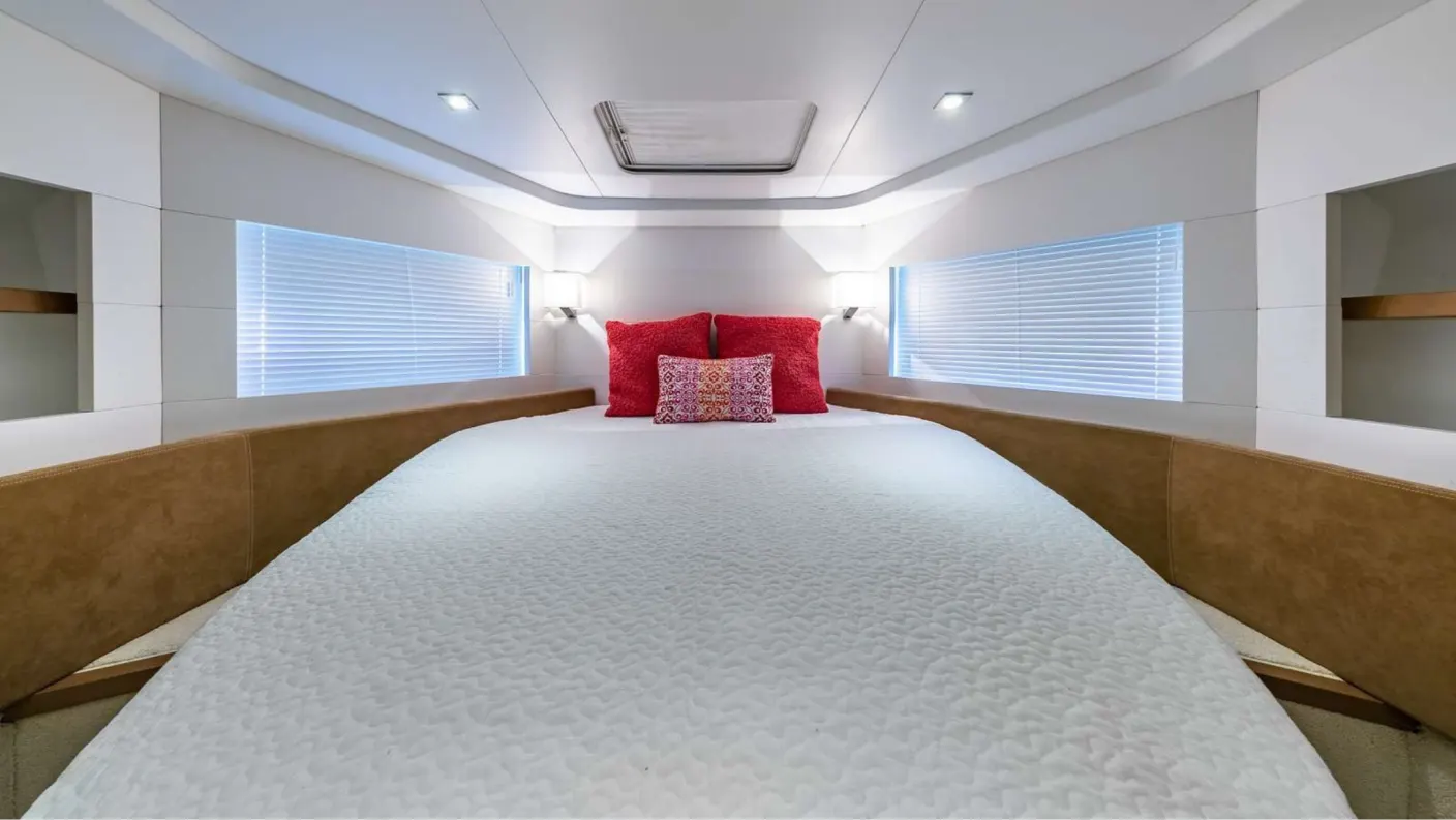 Beneteau Fly 52 FT - Photo 14