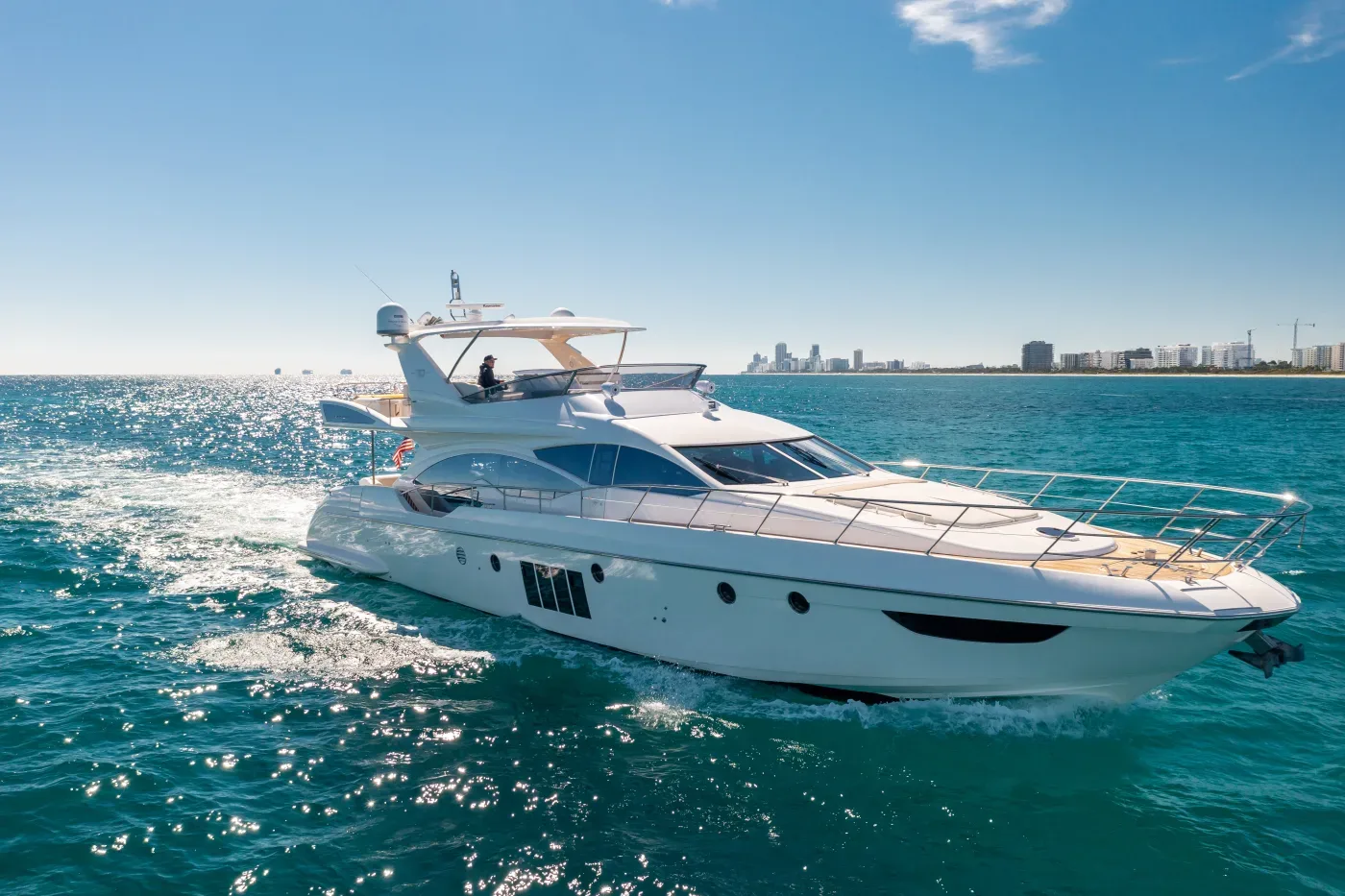 Чартер яхты North Miami водные виды спорта на Haulover Sandbar