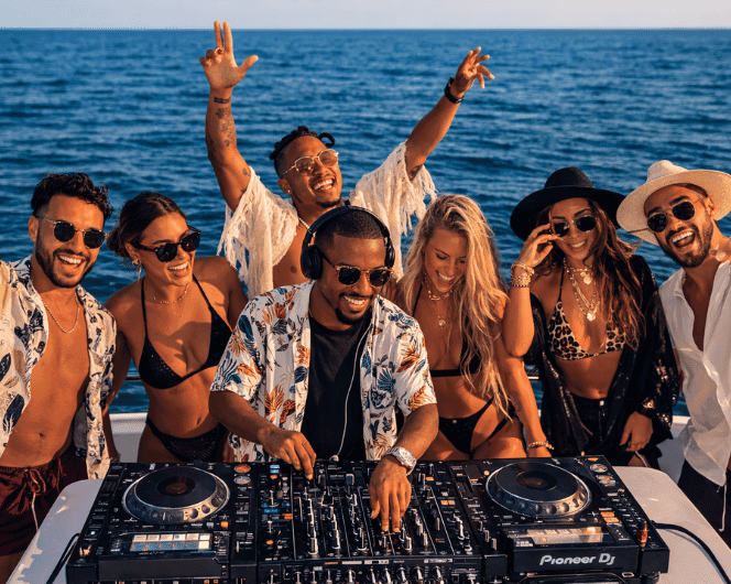Yacht Party