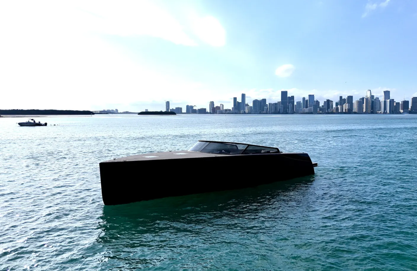 VanDutch 55 FT - Photo 3
